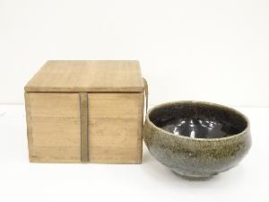 古物　灰釉茶碗（保護箱）
